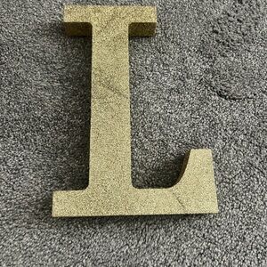 Gold Decorative Letter 'L'